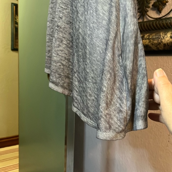 EUC Hollister Tank Top- Grey Sheer peplum hem Sz S - Picture 8 of 12